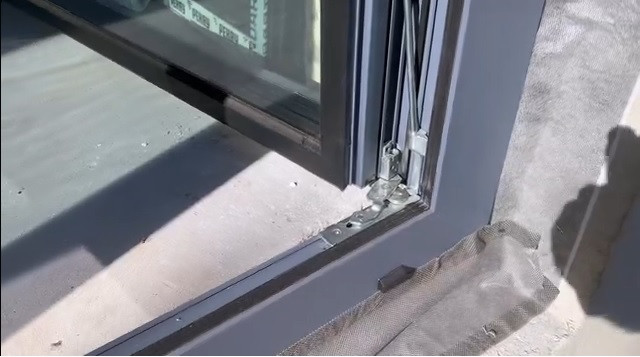 Окна со скрытой створкой